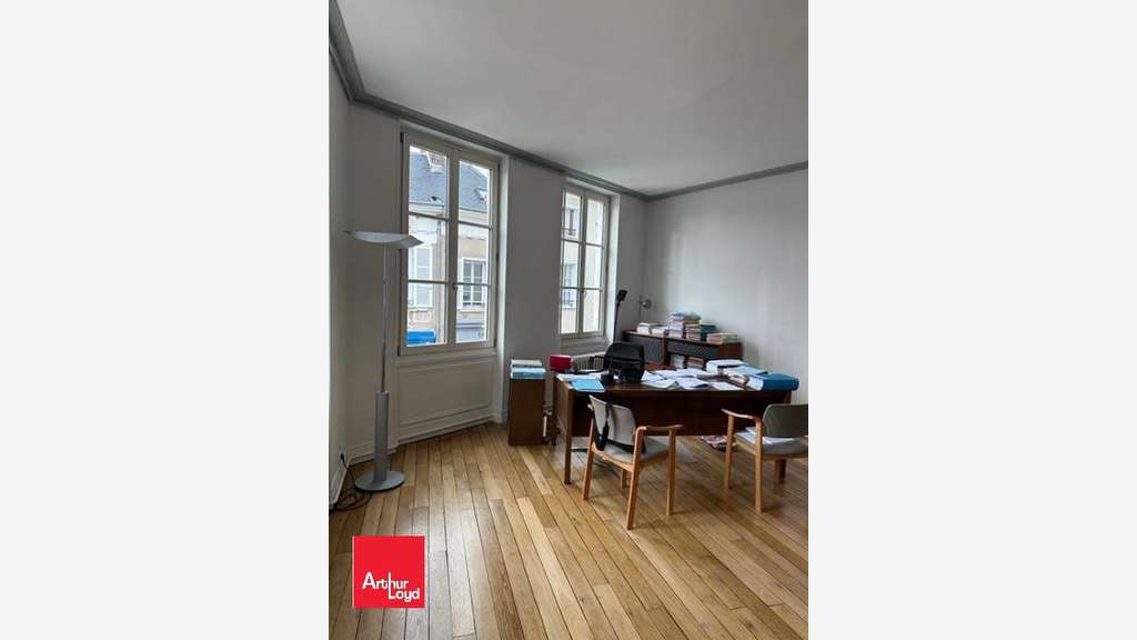 Vente bureaux 359m² sur 3 niveaux à Chartres