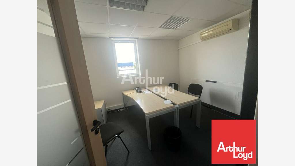 Bureaux 540m² à vendre à Chasseneuil-du-Poitou
