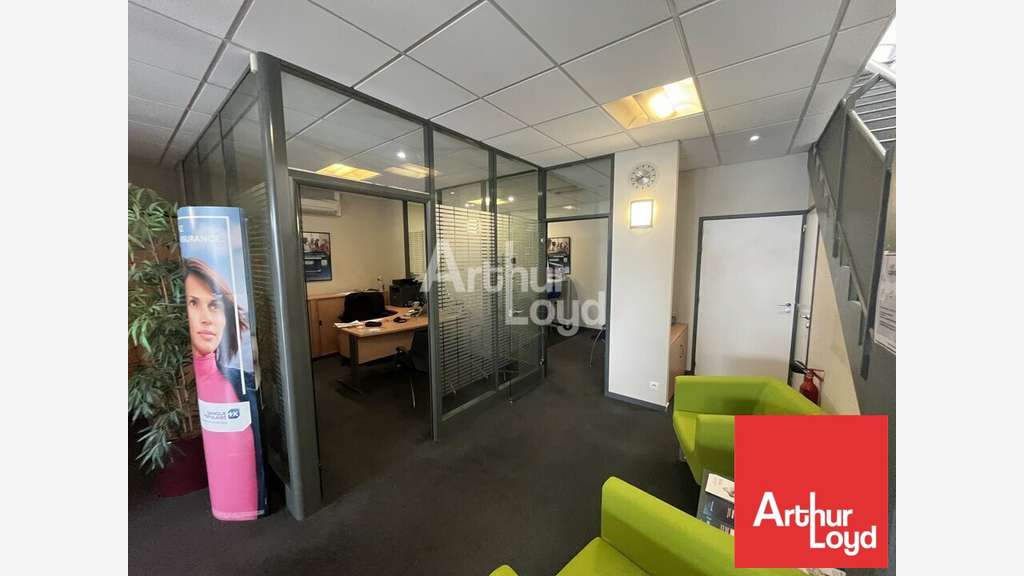 Bureaux 540m² à vendre à Chasseneuil-du-Poitou