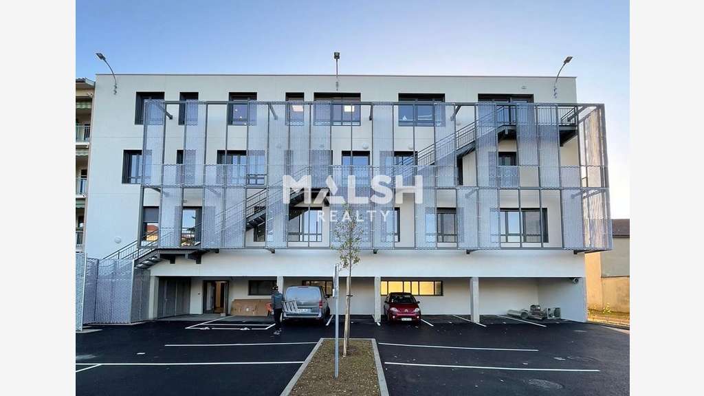 Bureaux neufs à vendre 149m² PMR / ERP à Chassieu 