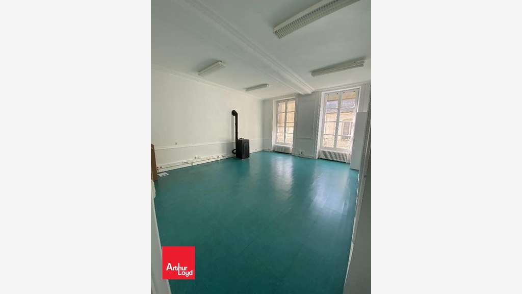 A vendre immeuble de 378m² à Châteaudun