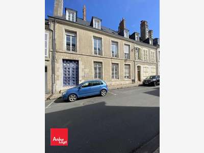 A vendre immeuble de 378m² à Châteaudun
