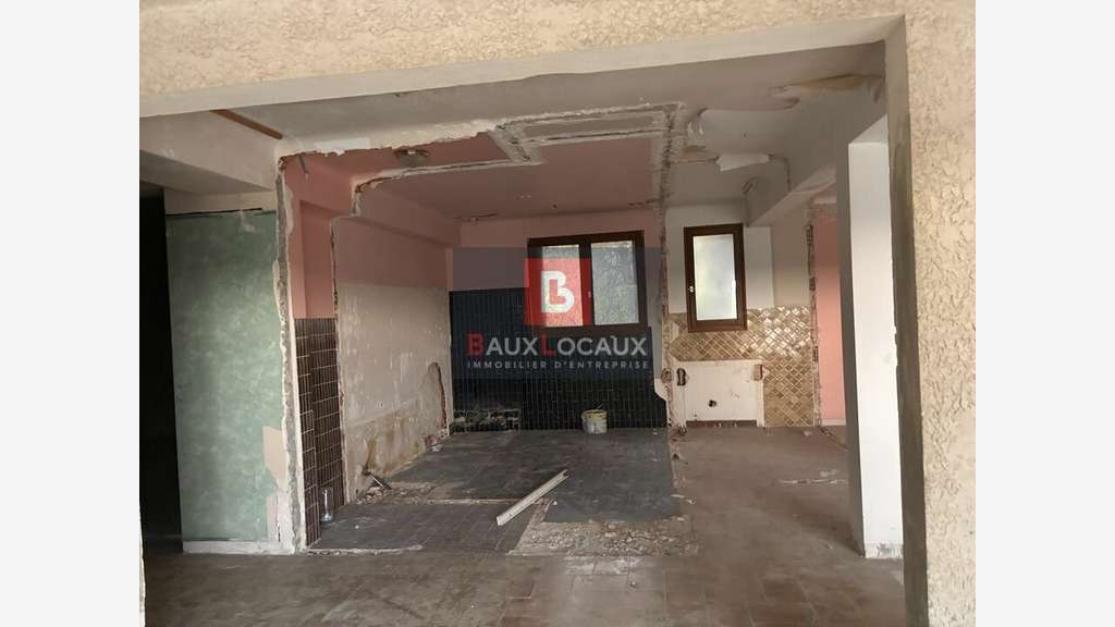 Vente bureaux 245m² périphérie de Châteaurenard