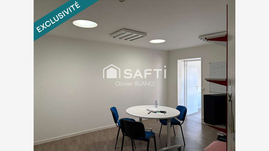 Vente bureaux rénovés 102m² à Châteauroux