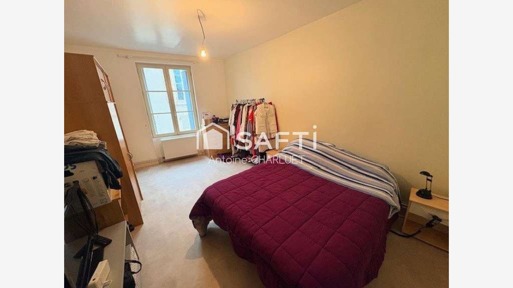 AV bureau 60m² + appartement Châtillon-sur-Indre