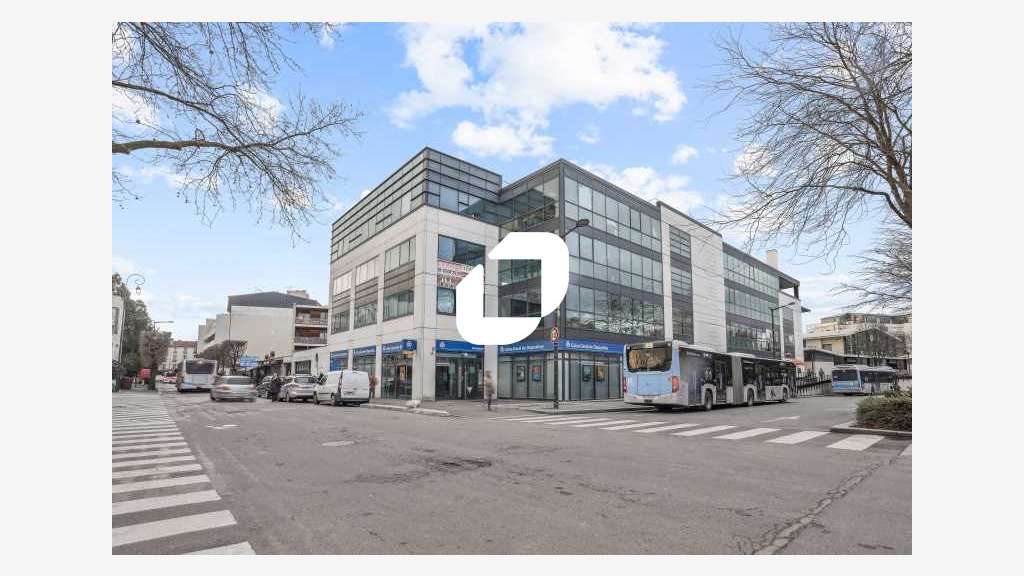 Vente Bureaux 225m² Chelles