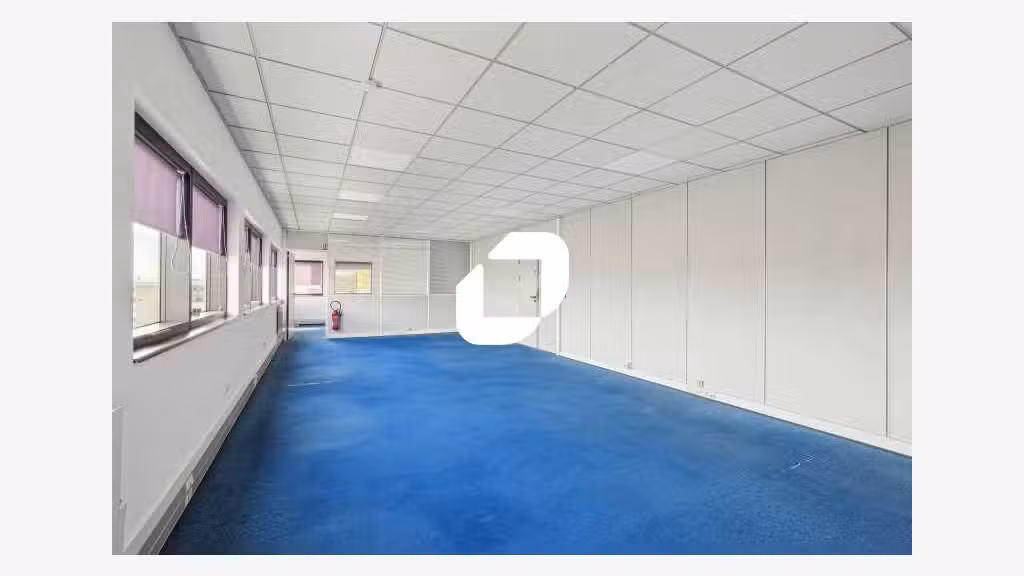 Vente Bureaux 95m² Chilly mazarin