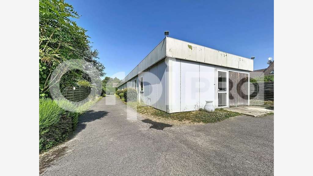 Local professionnel 361m² à vendre prox Clermont