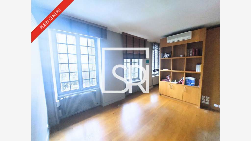 Bureaux de 305m² à vendre à Clermont-Ferrand