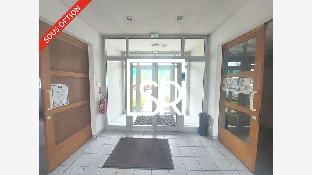 Bureaux 637m² sur 2700m² à vendre Clermont-Ferrand