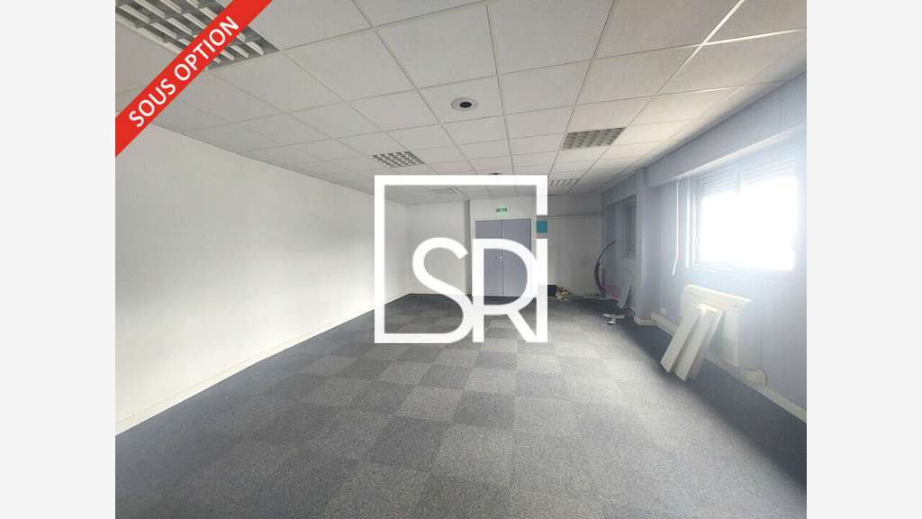 Bureaux 637m² sur 2700m² à vendre Clermont-Ferrand