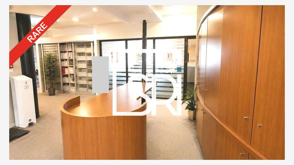 Bureaux de 500m² à vendre en ZAC Clermont Ferrand