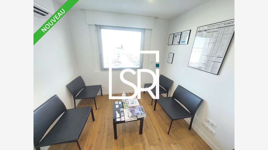 AV bureaux 340m² emplacement stratégique Aubière