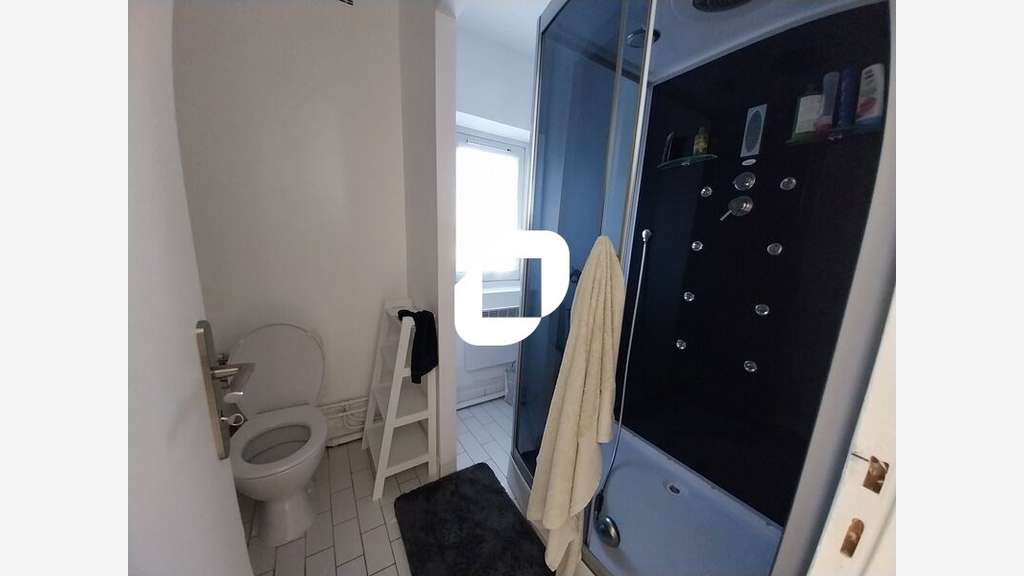 Vente Bureaux 107m² Coignieres