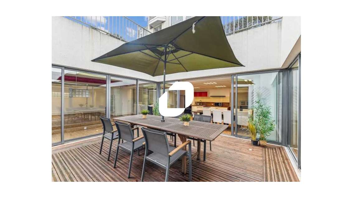 Vente Bureaux 326m² Courbevoie