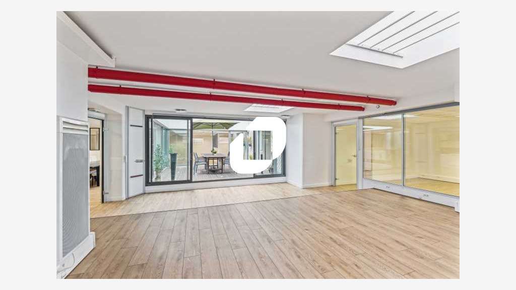 Vente Bureaux 326m² Courbevoie