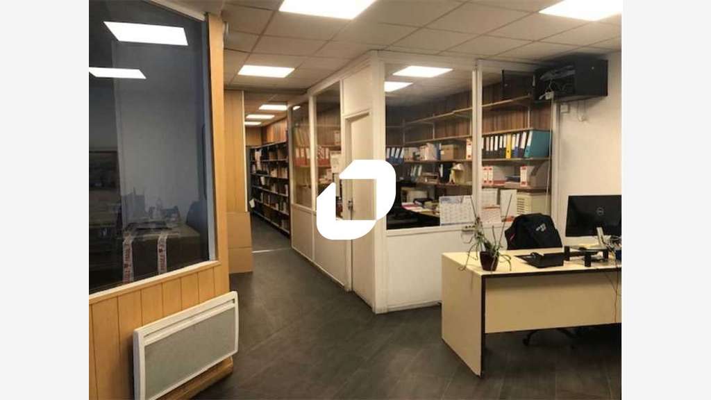 Vente Bureaux 390m² Courbevoie