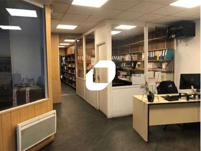 Vente Bureaux 390m² Courbevoie