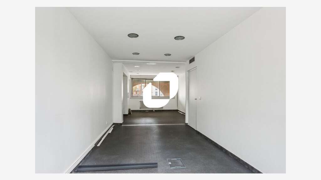 Vente Bureaux 97m² Courbevoie