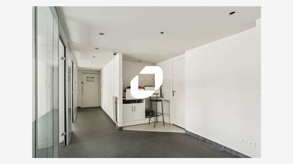 Vente Bureaux 97m² Courbevoie