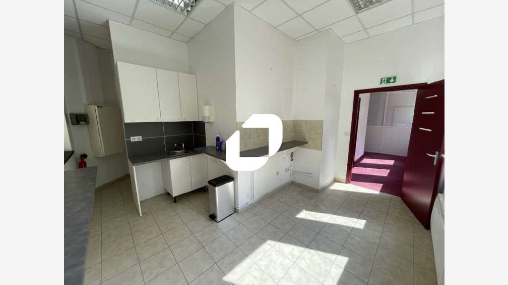 Vente Bureaux 227m² Courbevoie