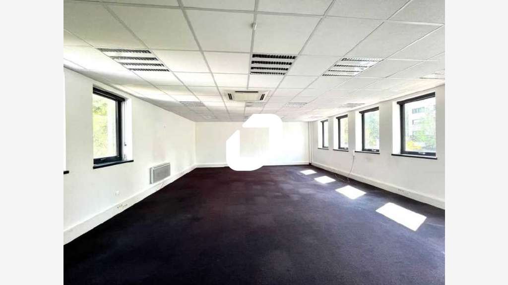 Vente Bureaux 227m² Courbevoie
