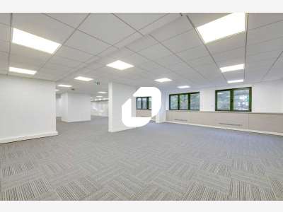 Vente Bureaux 3303m² Courbevoie