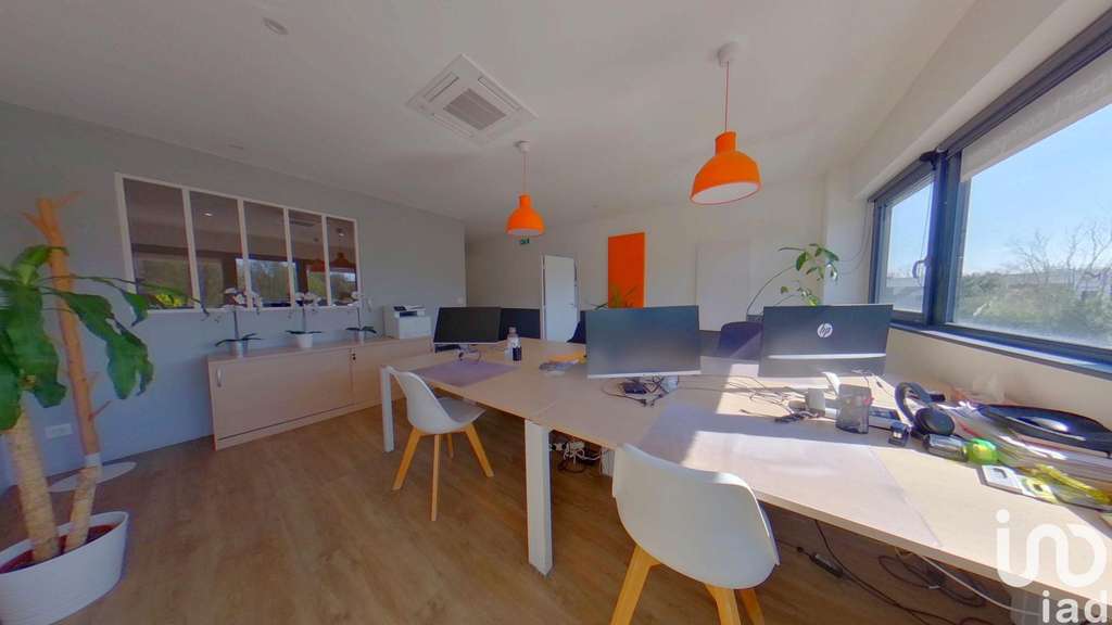 Bureau à Évry-Courcouronnes