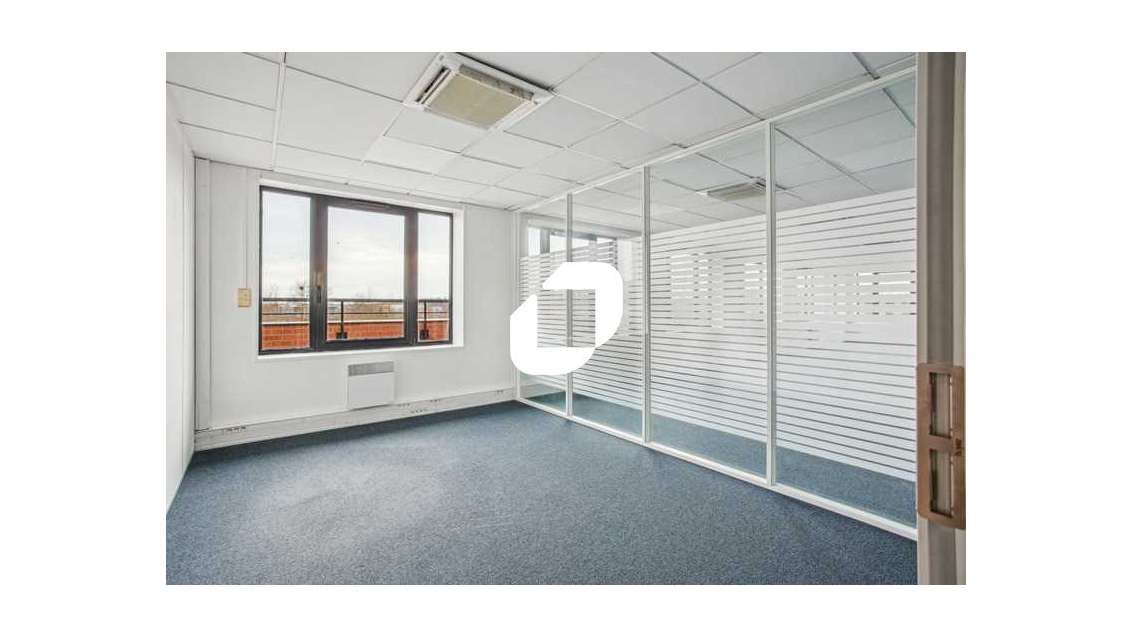 Vente Bureaux 223m² Evry courcouronnes