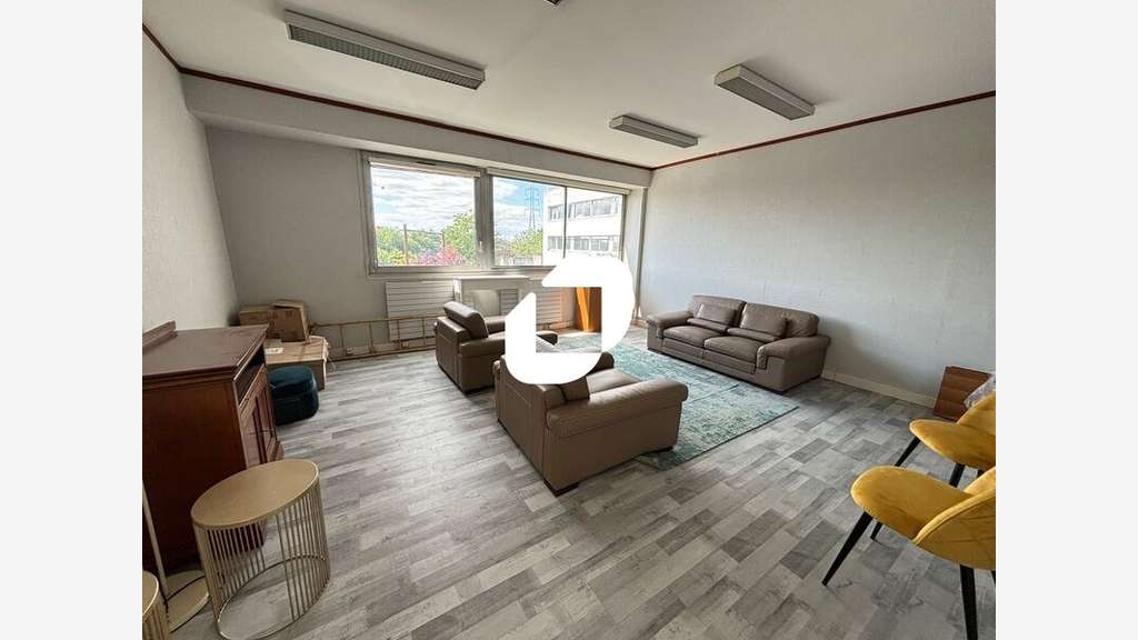 Vente Bureaux 199m² Evry courcouronnes