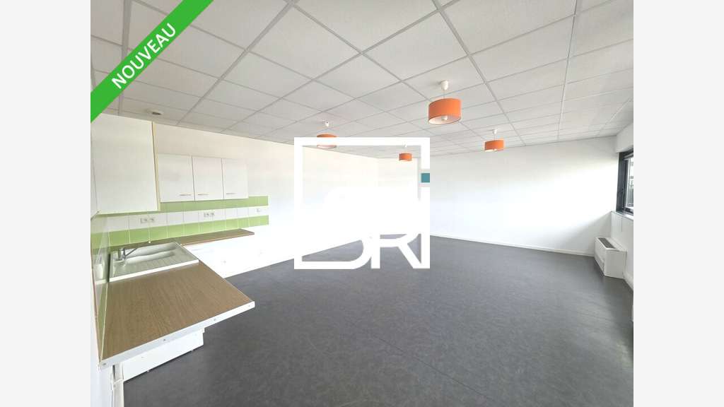 Bureaux 426m² R+2 à vendre à Cournon d'Auvergne