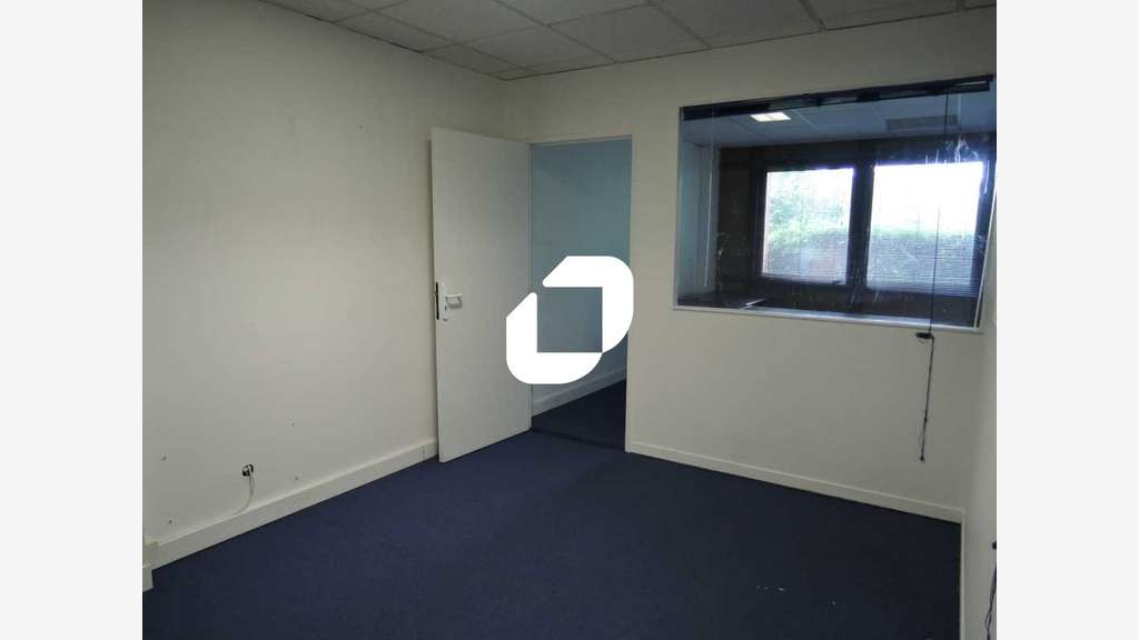 Vente Bureaux 113m² Croissy beaubourg