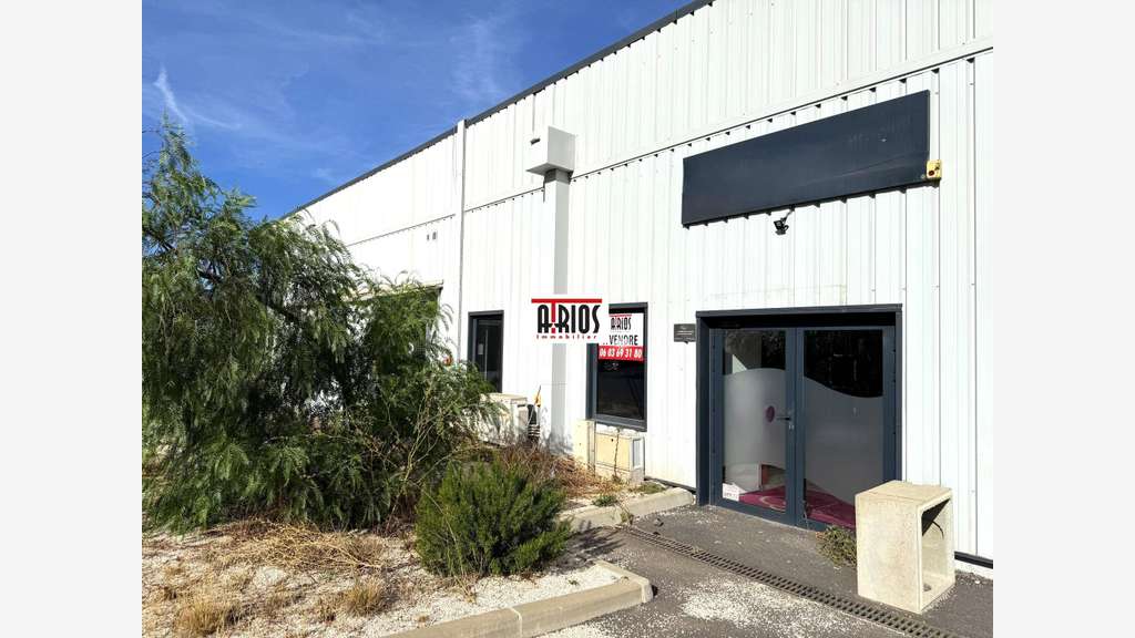 Vente bureaux de 492.10 m² à Cuers