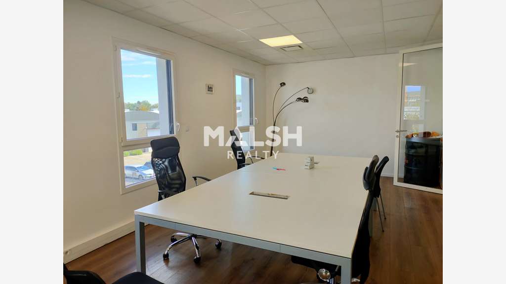 Vente bureaux 248m² en excellent état à Dardilly