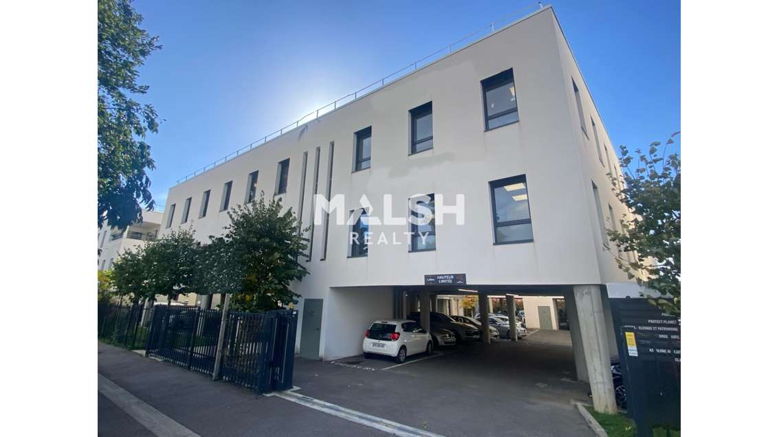 Vente bureaux 248m² en excellent état à Dardilly
