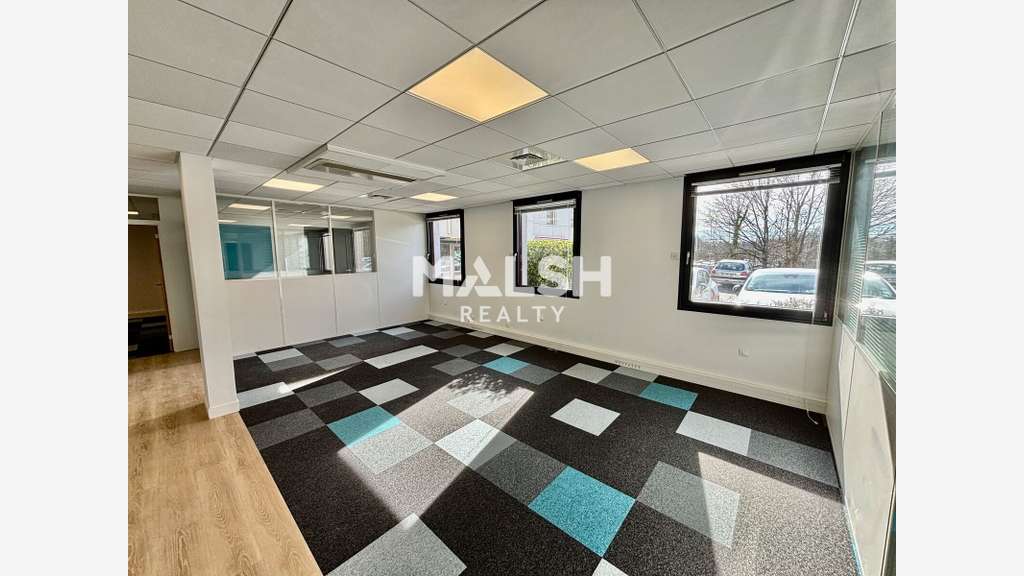 Vente bureaux climatisés PMR 136m² Dardilly