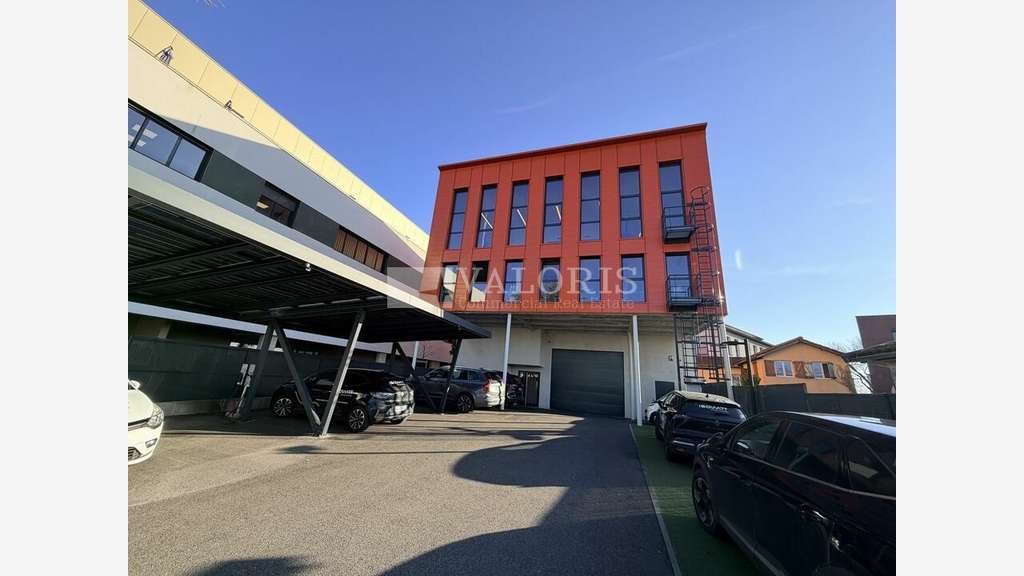 AV locaux mixtes 459m² secteur prisé de Dardilly