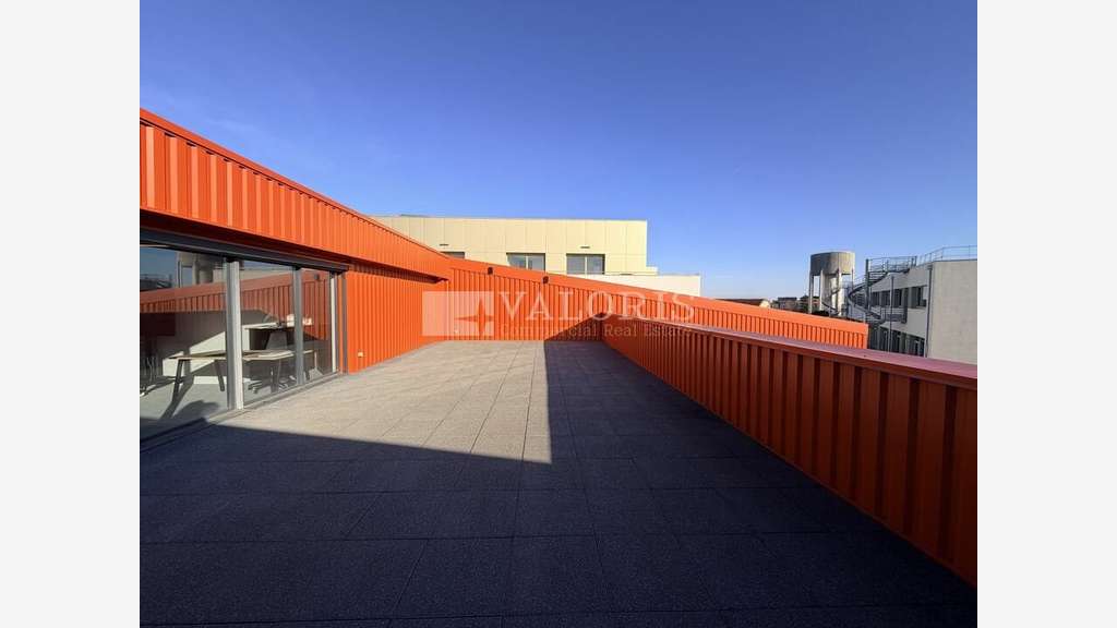 AV locaux mixtes 459m² secteur prisé de Dardilly