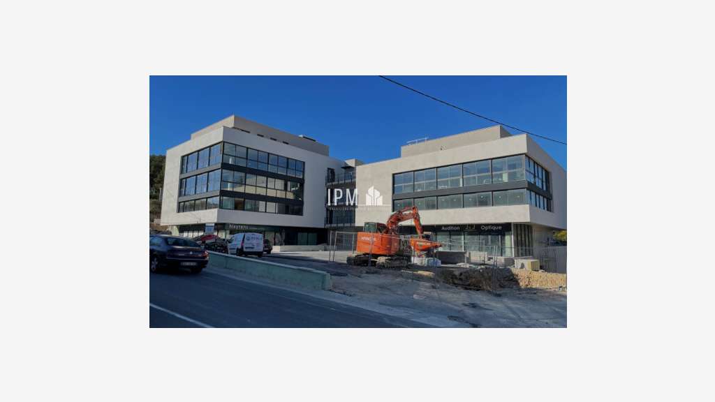A vendre bureaux de 158m² à La Seyne-Sur-Mer