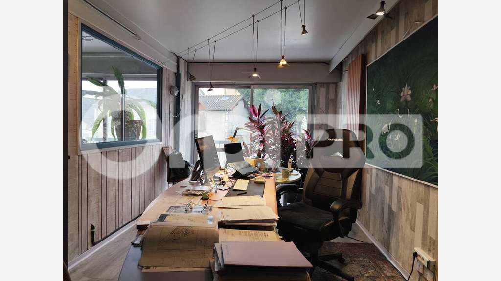 A vendre bureaux 129m² R+1 centre Limoges