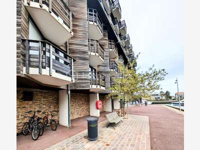Vente grand duplex vue mer Marina Deauville