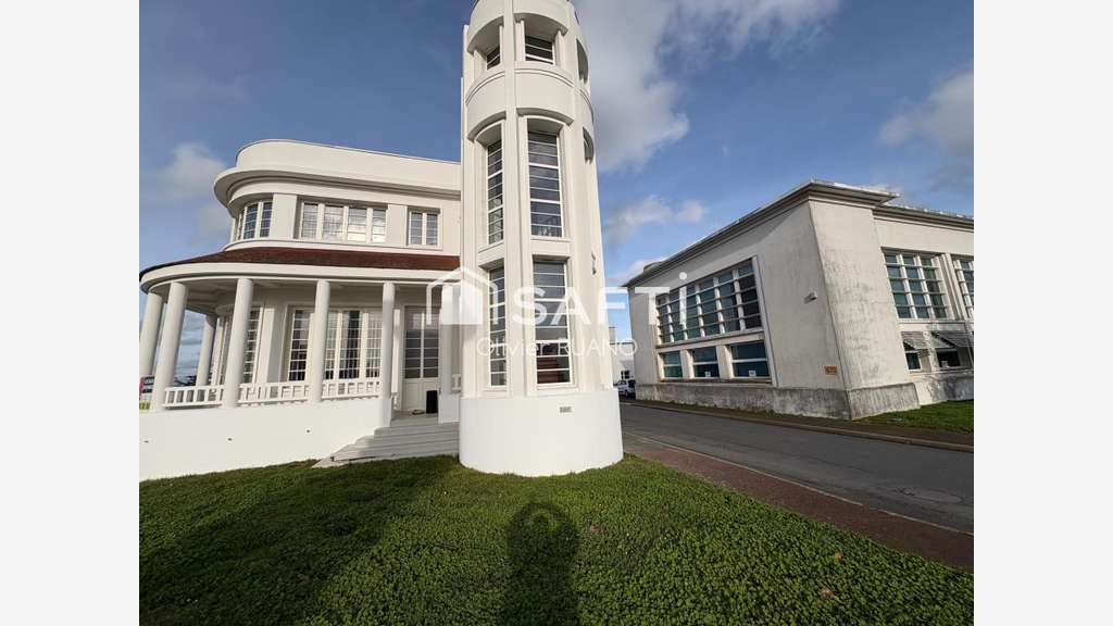 Vente immeuble de bureaux atypique à Déols