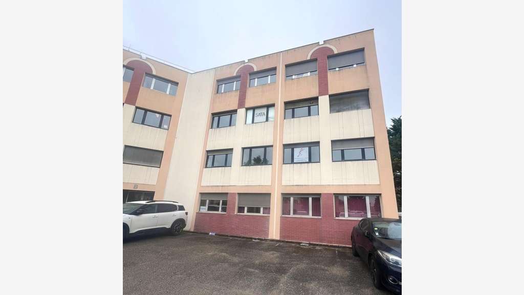 Vente bureaux à Dijon quartier d'affaires Mirande
