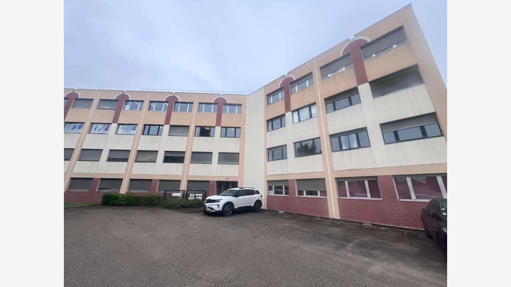 Vente bureaux à Dijon quartier d'affaires Mirande