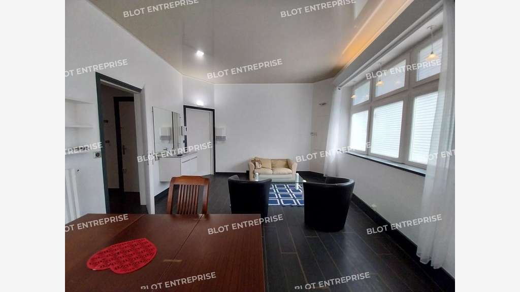 A vendre bureaux locaux commerciaux 46m² à Dinard