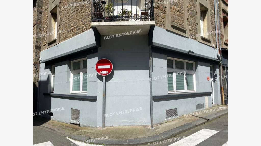 A vendre bureaux locaux commerciaux 46m² à Dinard