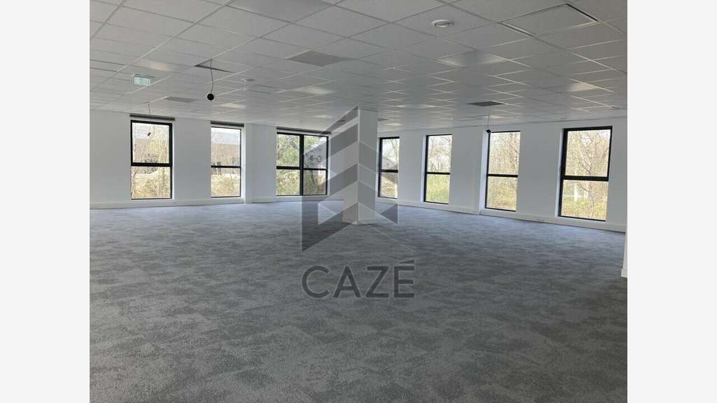 Vente bureaux 222m² divisibles R+1 à Mérignac