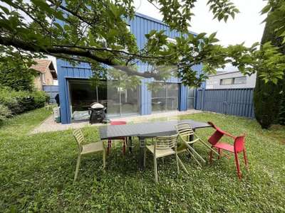 Vente bureaux indépendants 377m² à Domarin