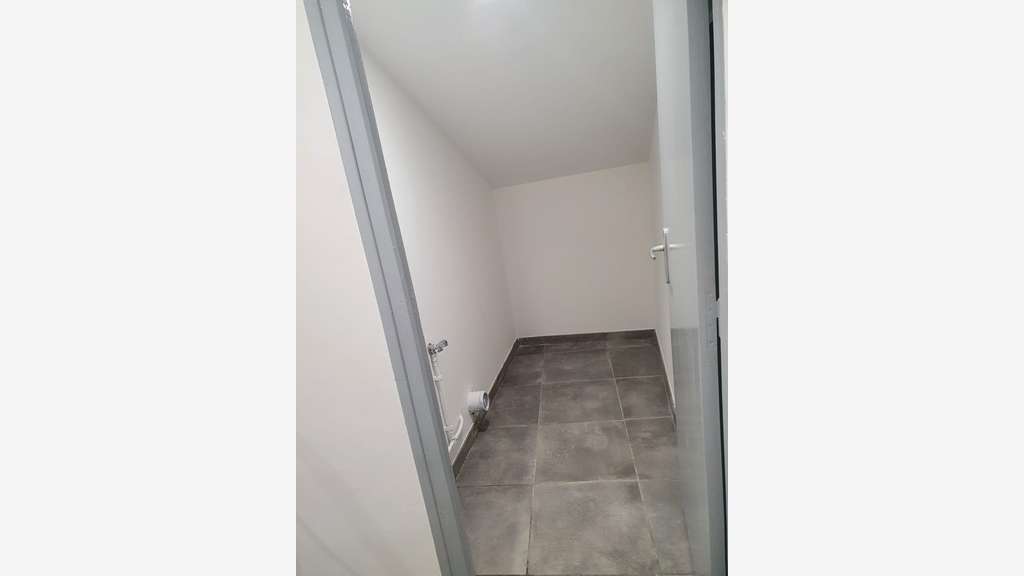 Local/bureau de 75m² à vendre à Draguignan (83300)
