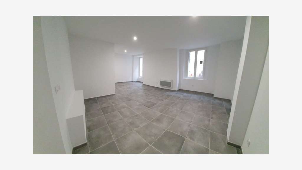 Local/bureau de 75m² à vendre à Draguignan (83300)